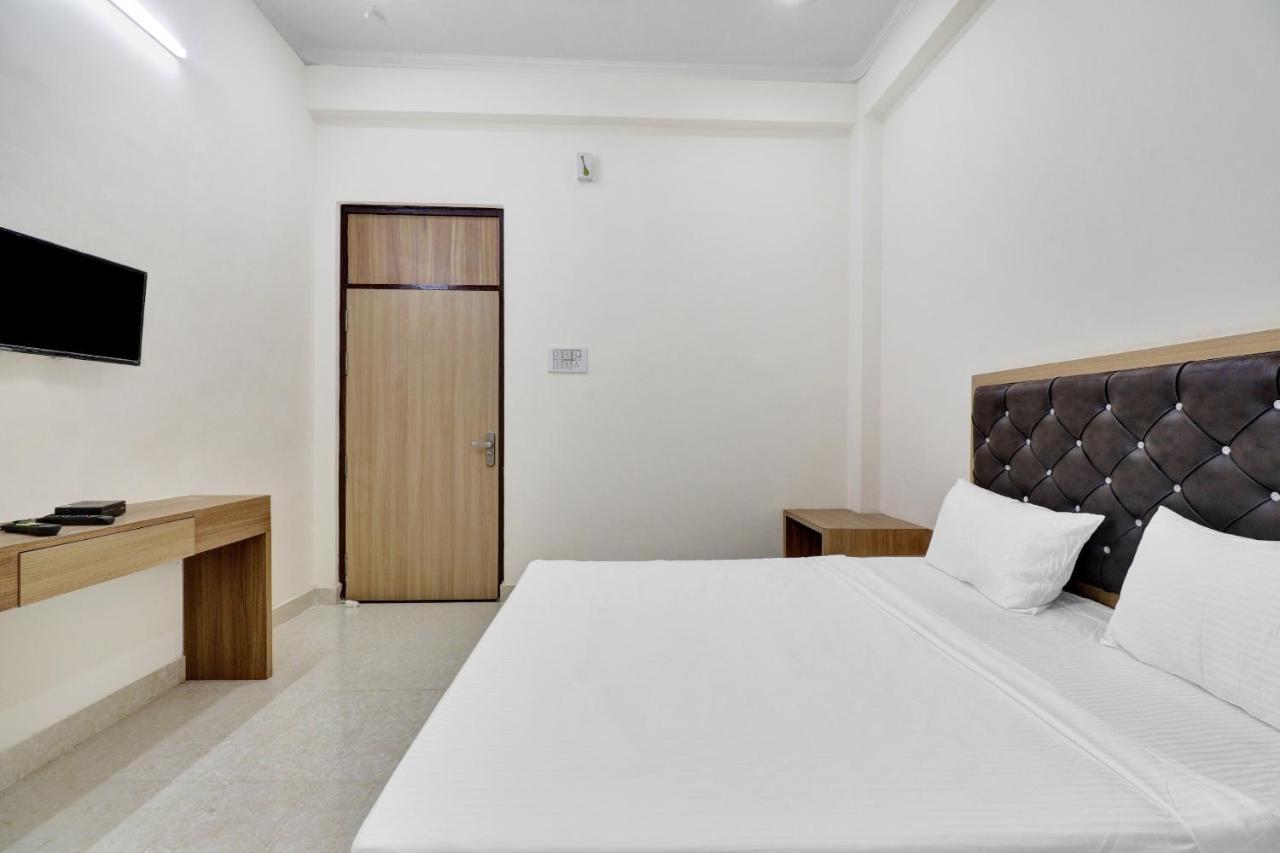 Collection O Pearl Inn Guest House 瓜廖尔 外观 照片